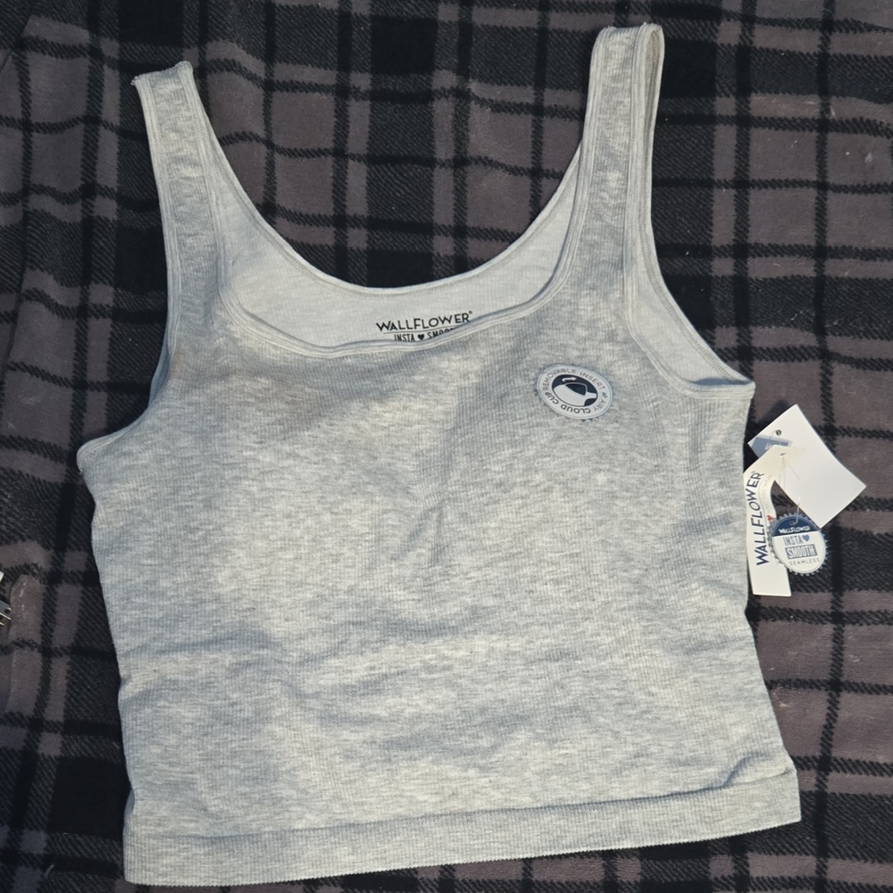 Wallflower Women's/Jr's Light Gray Tank Top Large